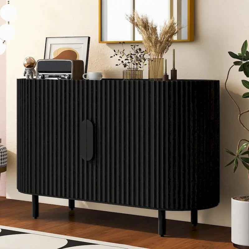 Buffet en MDF avec étagères réglables et porte d'armoire ondulée